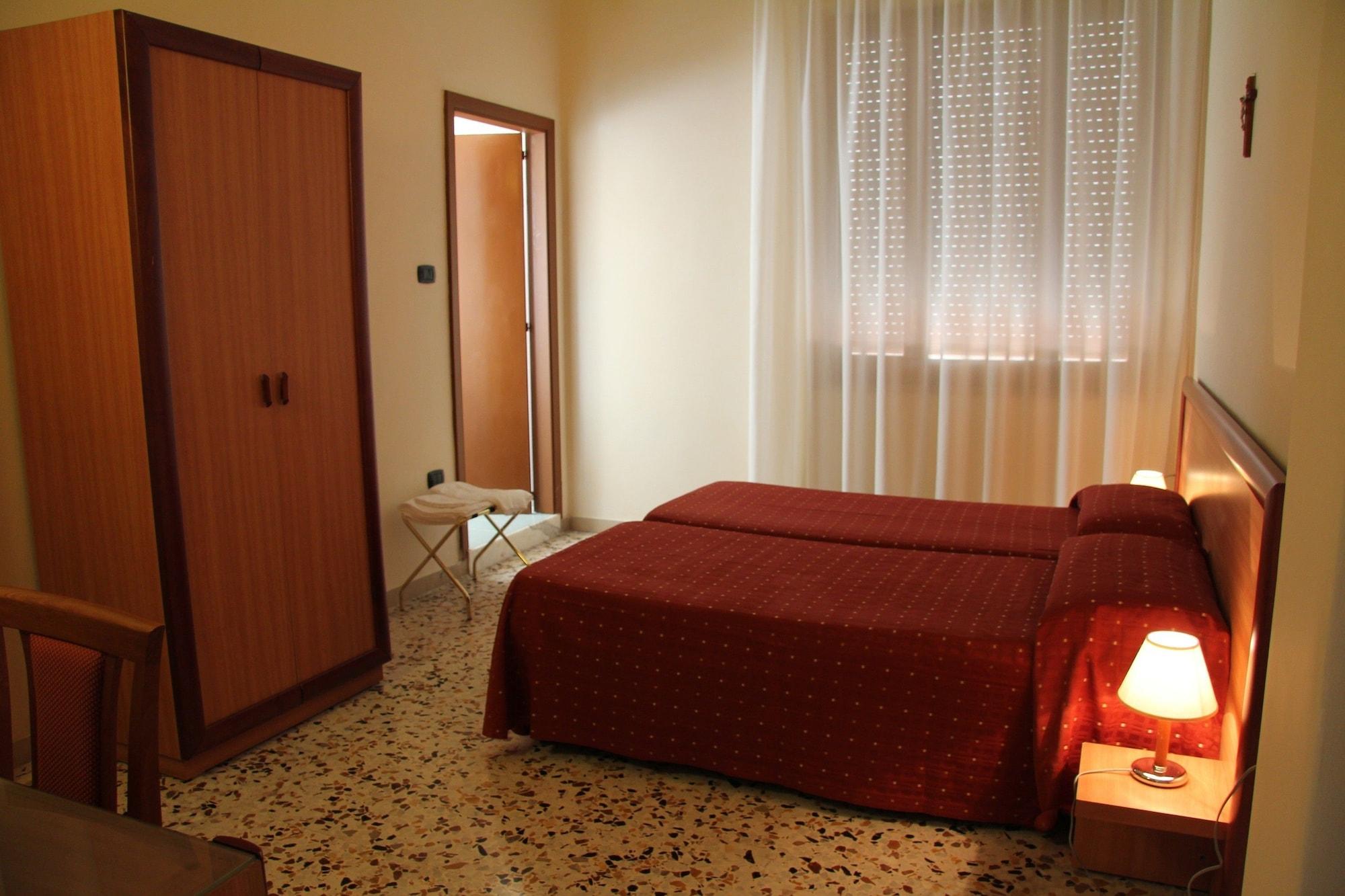 Hotel La Casa Del Pellegrino Sant' Anastasia Ngoại thất bức ảnh